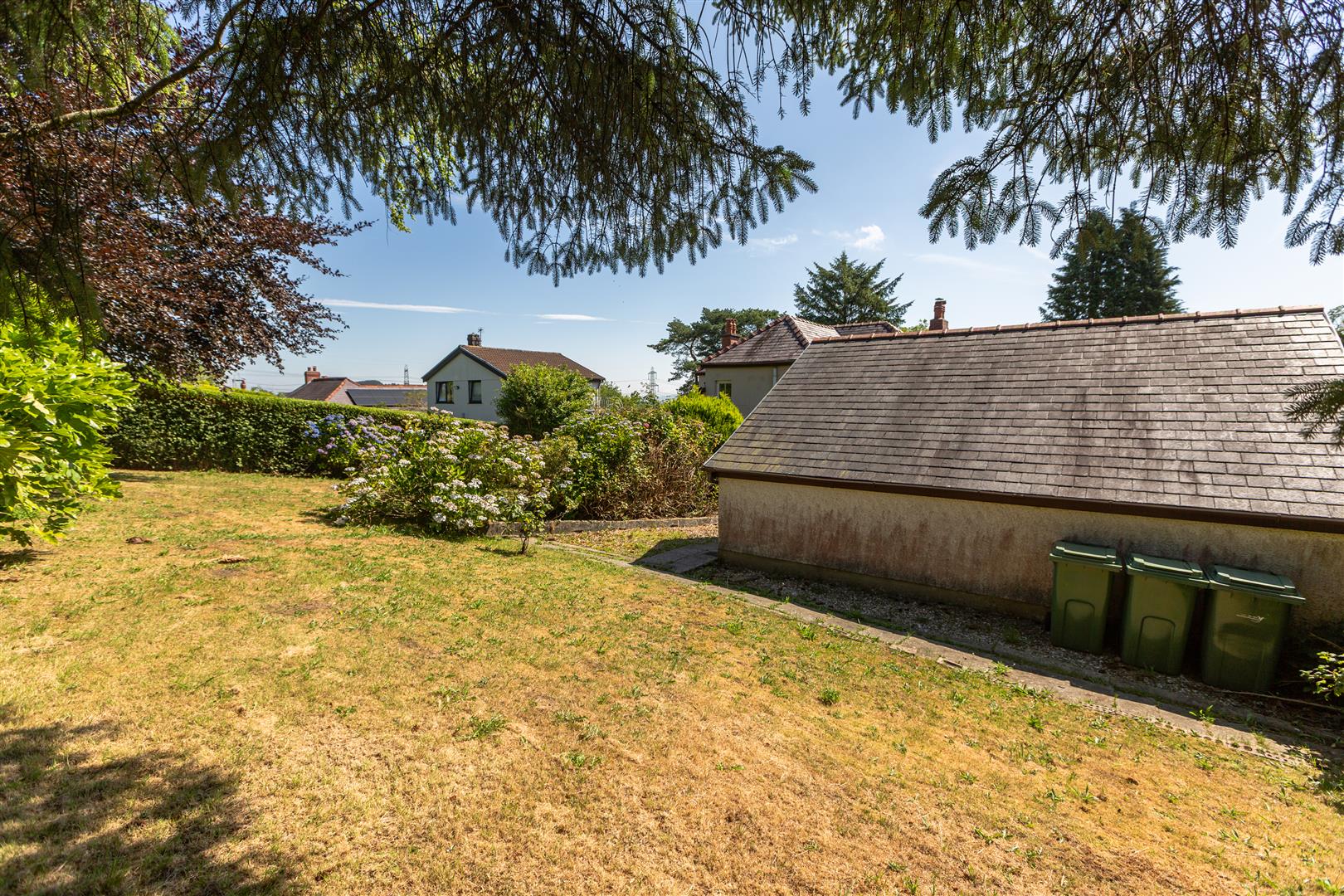 Heol Y Plas, Llannon, Llanelli, SA14 6AD